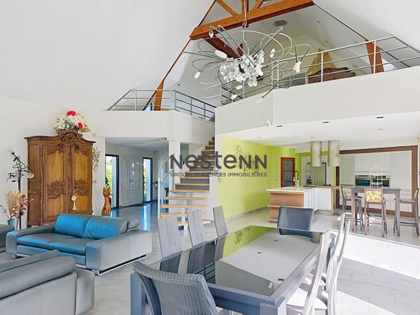 A vendre, Propriété d'architecte d'exception aux portes de Caen.