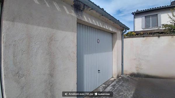 Ste Foy la Grande : Garage