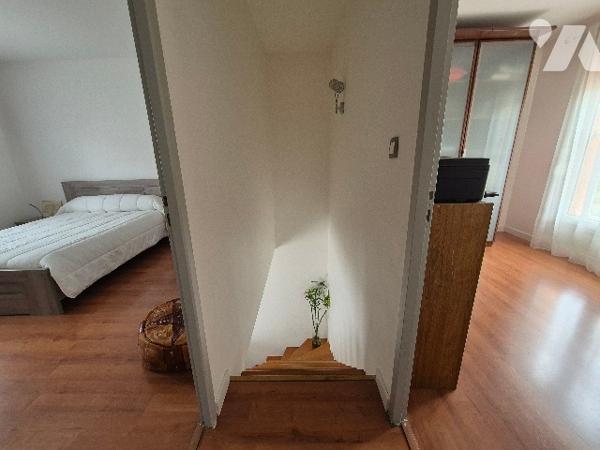 LAUNAGUET (31140), Quartier résidentiel, maison mitoyenne de 77 m² sur un terrain de 253 m².