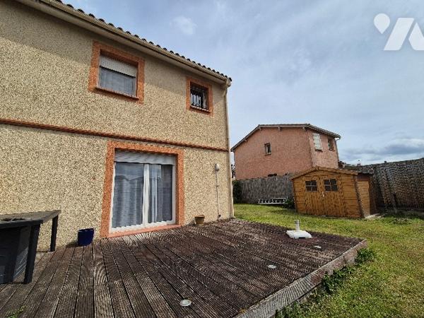 LAUNAGUET (31140), Quartier résidentiel, maison mitoyenne de 77 m² sur un terrain de 253 m².