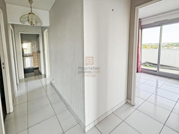 Appartement Familial  avec  balcon ascenseur et parking  Vente interactive MIZAPRI