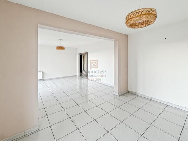 Appartement Familial  avec  balcon ascenseur et parking  Vente interactive MIZAPRI