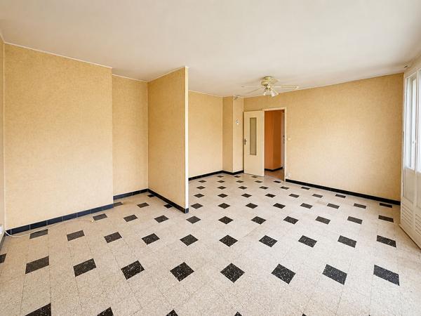 PORTET SUR GARONNE - Village - Maison de 90,8 m2 avec jardin de 476m2 , double garage et atelier , Portet sur garonne