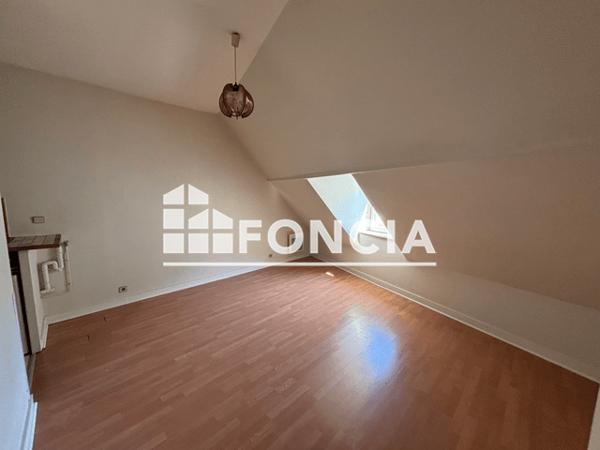 Location Appartement 2 pièces 26.82 m² - 26 RUE DU REMPART Tours 37000