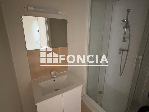 Location Appartement 2 pièces 26.82 m² - 26 RUE DU REMPART Tours 37000