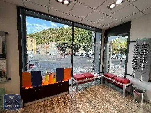 Immeuble à vendre 545m²