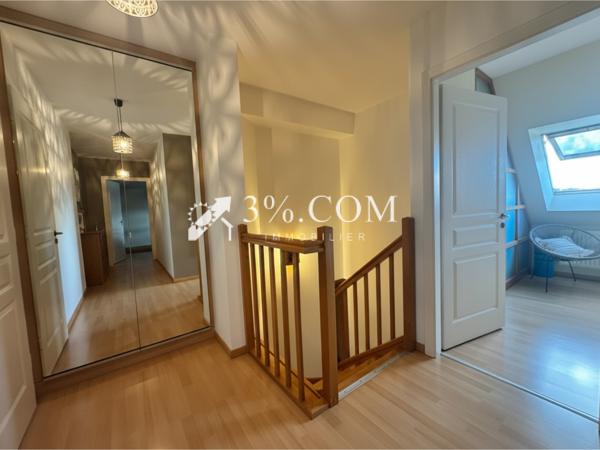 Appartement 3 pièce(s) 2 chambre(s) 96 m²