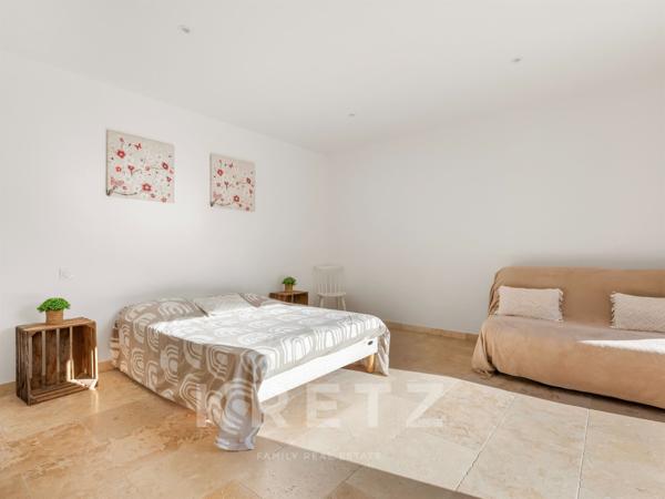 Bastide contemporaine en campagne