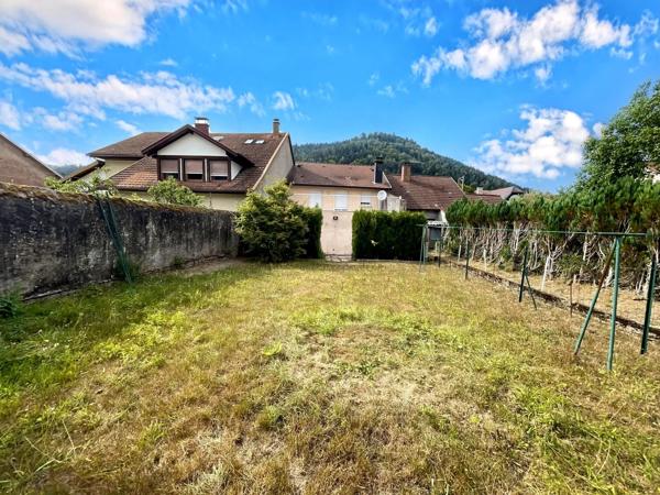 Vente                                                      Maison de village
                        
                     7 pièces                      134 m2                     à Celles-sur-Plaine
