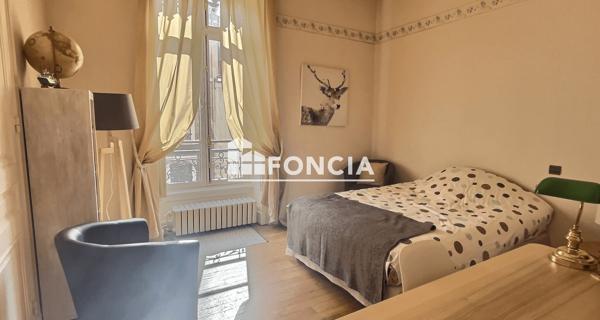 À vendre Appartement 6 pièces 200 m² - Vienne 38200