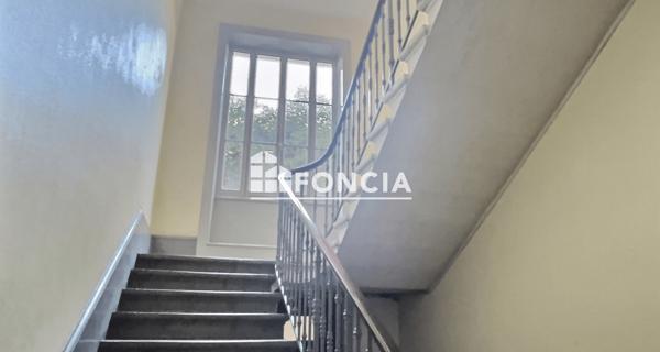 À vendre Appartement 6 pièces 200 m² - Vienne 38200