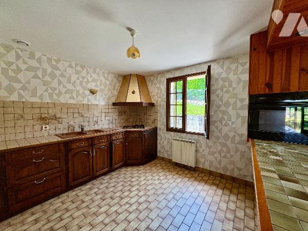 PAVILLON TRADITIONNEL 6 PIECES A GOURNAY EN BRAY