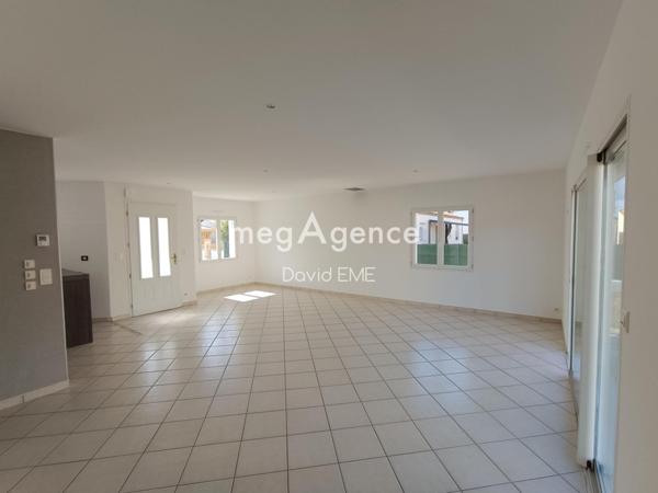 Maison à AIZENAY, 85190 - 5 pièces 104m²