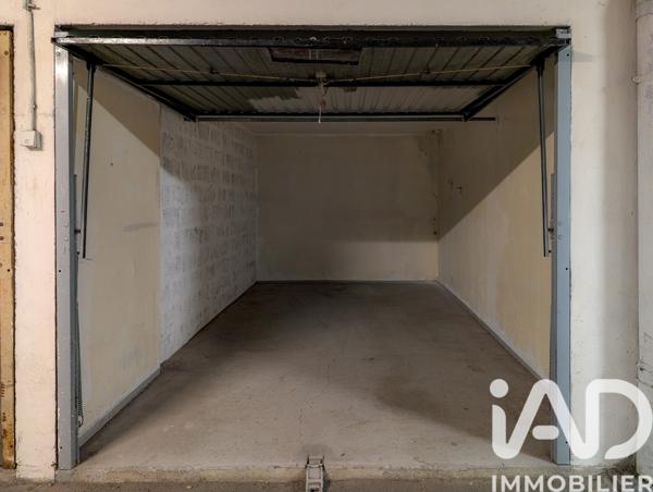 Parking à vendre 13 m² Nice