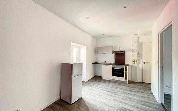 Appartement à louer    1 pièce • 28,27 m2 Saint-Flour