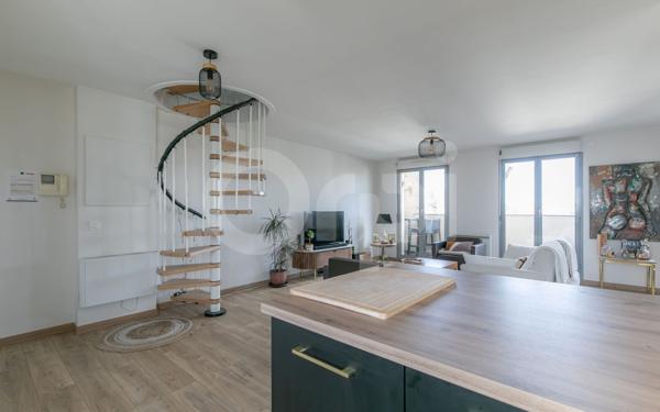Appartement à vendre    3 pièces • 83,77 m2 Chelles