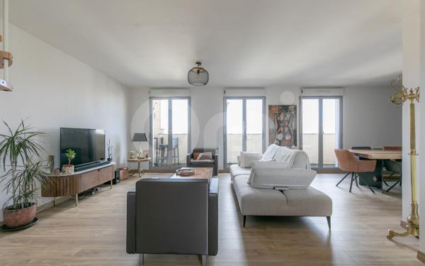Appartement à vendre    3 pièces • 83,77 m2 Chelles