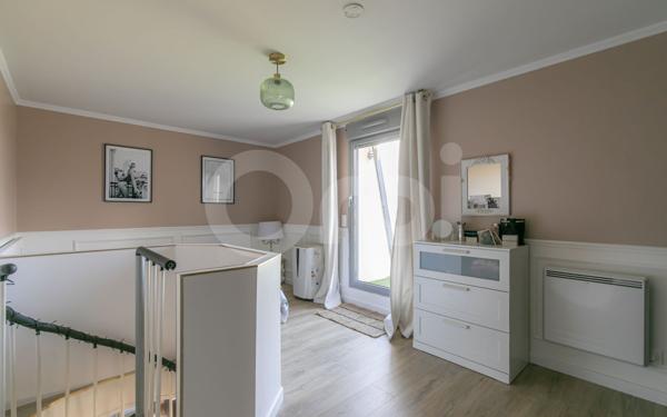 Appartement à vendre    3 pièces • 83,77 m2 Chelles