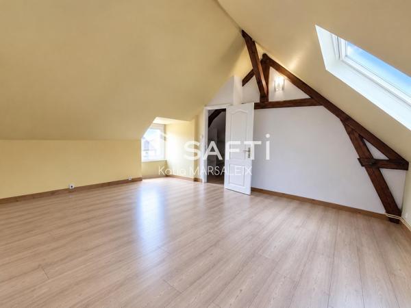 Maison 2 chambres, jardin-stationnement-dépendance