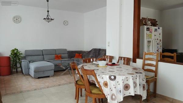 Maison de ville à vendre à Forges-les-Eaux en Seine-Maritime (76440), ref : VENT/505