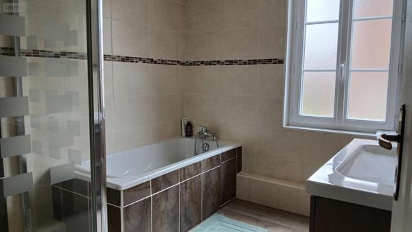 Maison de ville à vendre à Forges-les-Eaux en Seine-Maritime (76440), ref : VENT/505