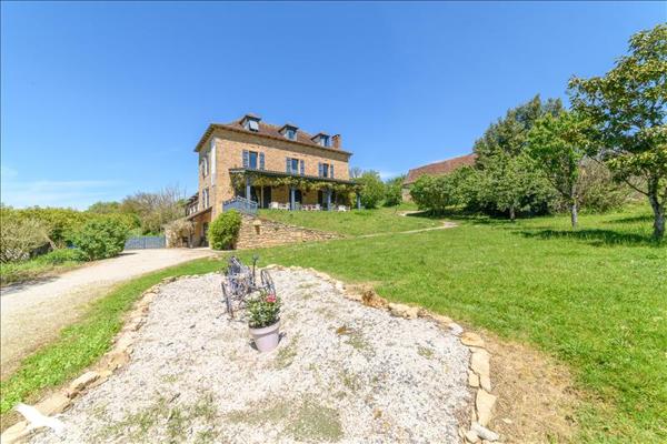 Maison à vendre |  Naussac |  16 pièces | 448 m²
