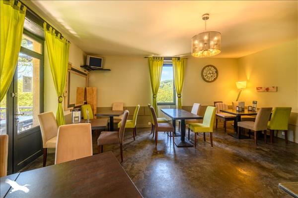 Maison à vendre |  Naussac |  16 pièces | 448 m²