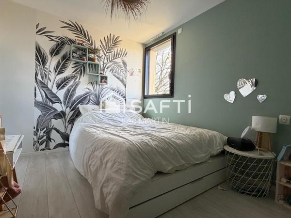 Pavillon de 100m2 - 4 chambres - Jardin