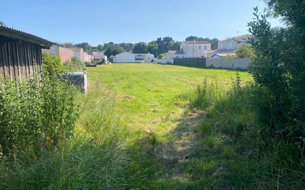 Terrain à vendre    Le Grand-Village-Plage