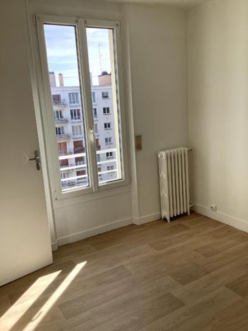 Studio à deux pas du métro