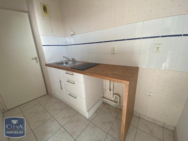 Location appartement Bressuire (79300) 2 pièces 47.7m²