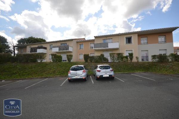 Location appartement Bressuire (79300) 2 pièces 47.7m²