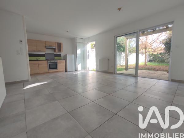 Maison à vendre 4 pièces 88 m² Mours-Saint-Eusèbe