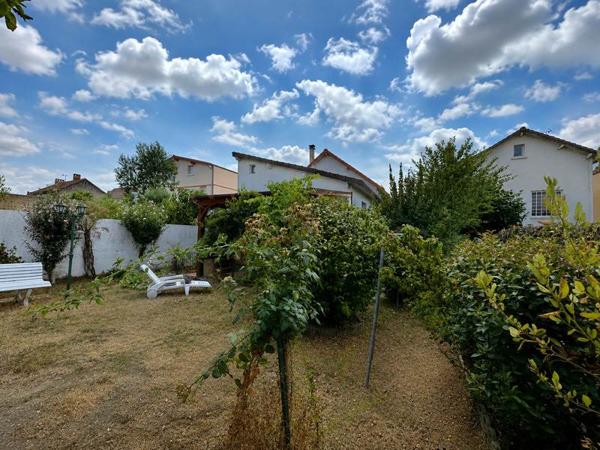 Maison 395 000 € Gagny 6 p 91 m² DPE D