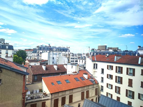 Appartement
         2 pièces
        - 50 m² 452 000 € *