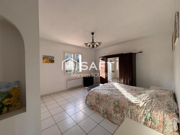 Villa 235m2, parcelle 1900 m2