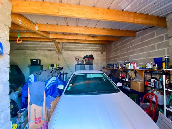 À vendre - Appartement avec garage