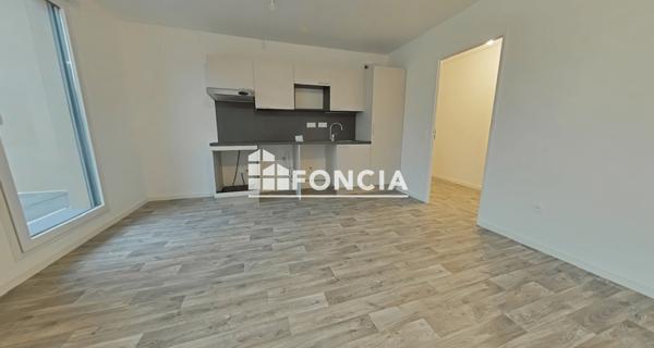 Location Appartement 3 pièces 58.7 m² - Corbeil-essonnes 91100