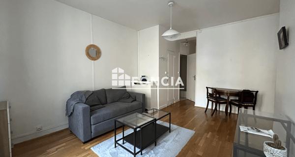 Location Appartement meublé 2 pièces 39.69 m² - Paris 75016