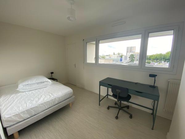 ANGERS - Quartier La Madeleine / St Léonard - Appartement T5 meublé avec parking - Pierre S & Co