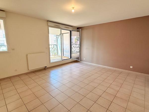 Appartement Herouville Saint Clair 2 pièce(s) 60.72 m2