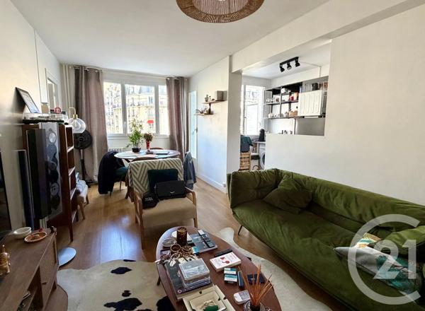 Appartement F2 à vendre  2 pièces - 42,07 m 2   PARIS  - 75015