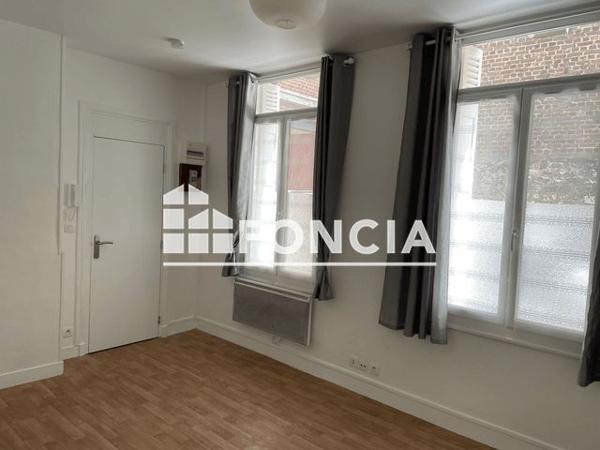 Location Studio 19.5 m² - 12-18 PLACE M LUTHER KING Rouen 76000