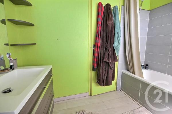 Appartement F3 à vendre  3 pièces - 56,66 m 2   BLOIS  - 41