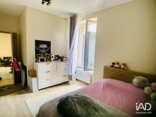 Location appartement 2 pièces 54 m² Nanterre