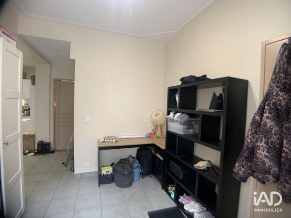 Location appartement 2 pièces 54 m² Nanterre