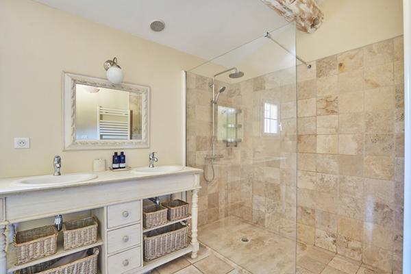 Villa Rognes - Jardin paysagé - Superbe piscine - 6 chambres - terrain 8600m2