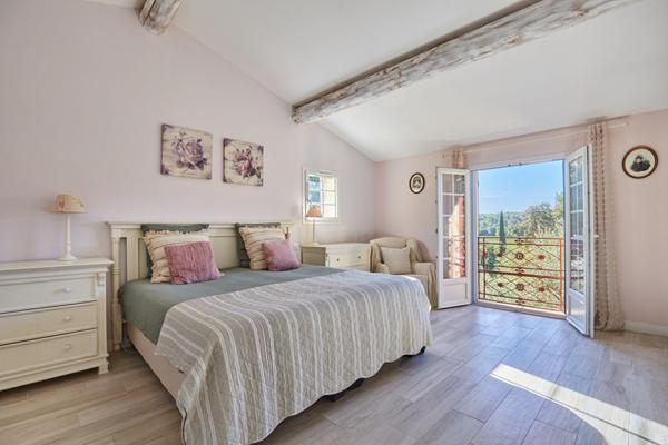 Villa Rognes - Jardin paysagé - Superbe piscine - 6 chambres - terrain 8600m2