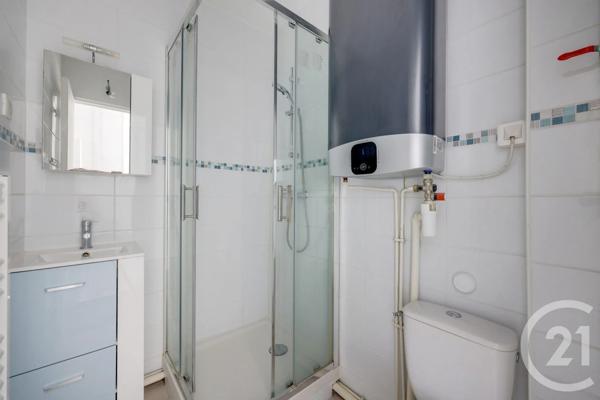 Appartement F3 à vendre  3 pièces - 41,41 m 2   MONTROUGE  - 92