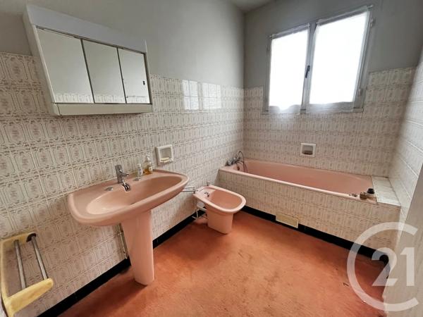 Maison à vendre  5 pièces - 91,44 m 2   AUNEAU BLEURY ST SYMPHORIEN  - 28
